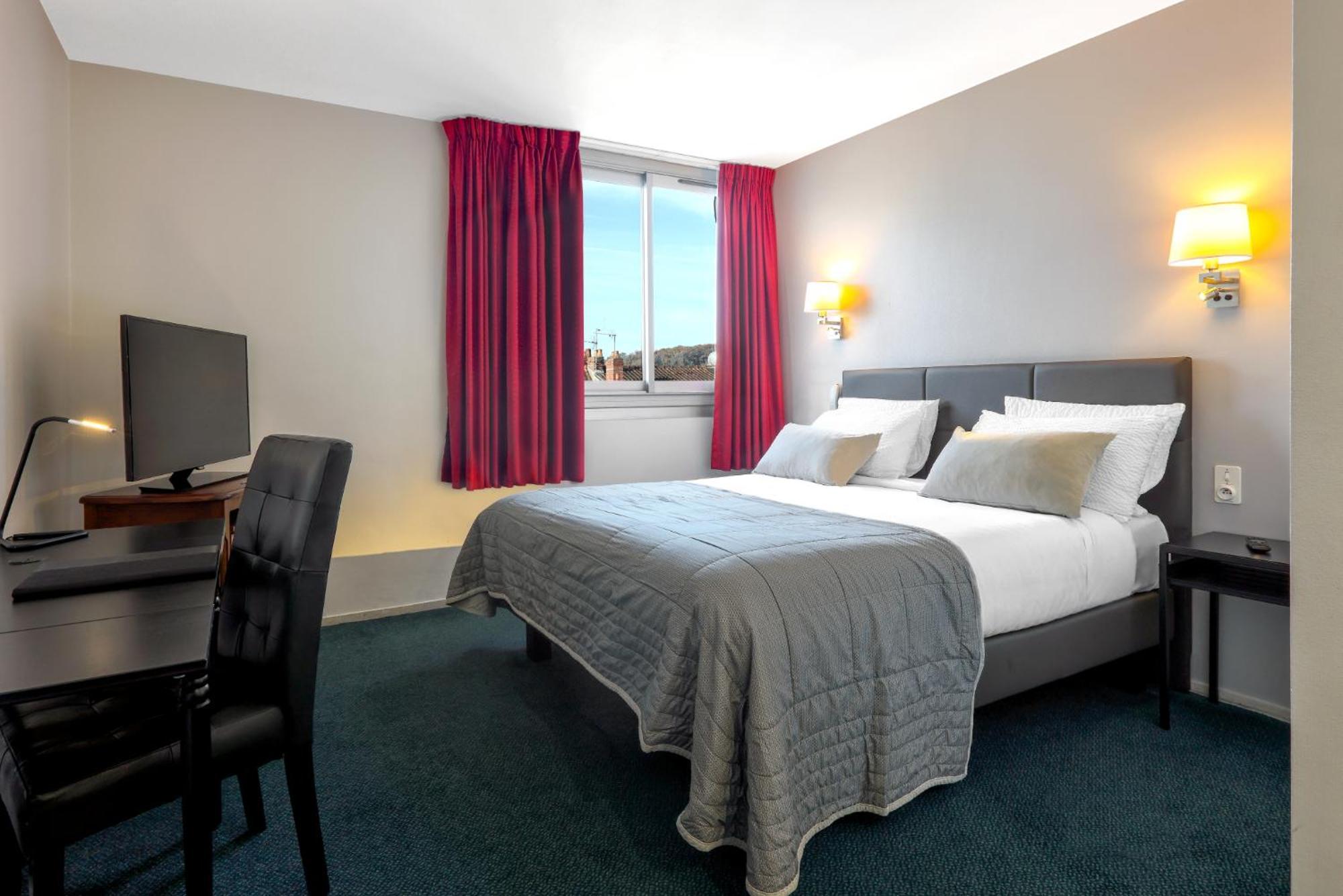 Bristol Logis Cit'Hotel Perigueux Centre Екстер'єр фото