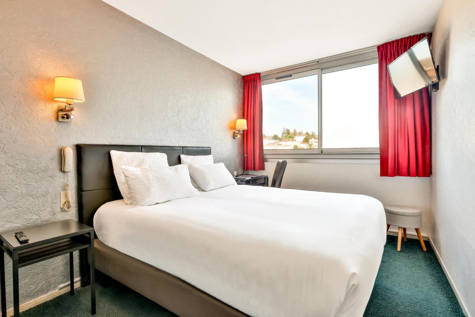 Bristol Logis Cit'Hotel Perigueux Centre Екстер'єр фото