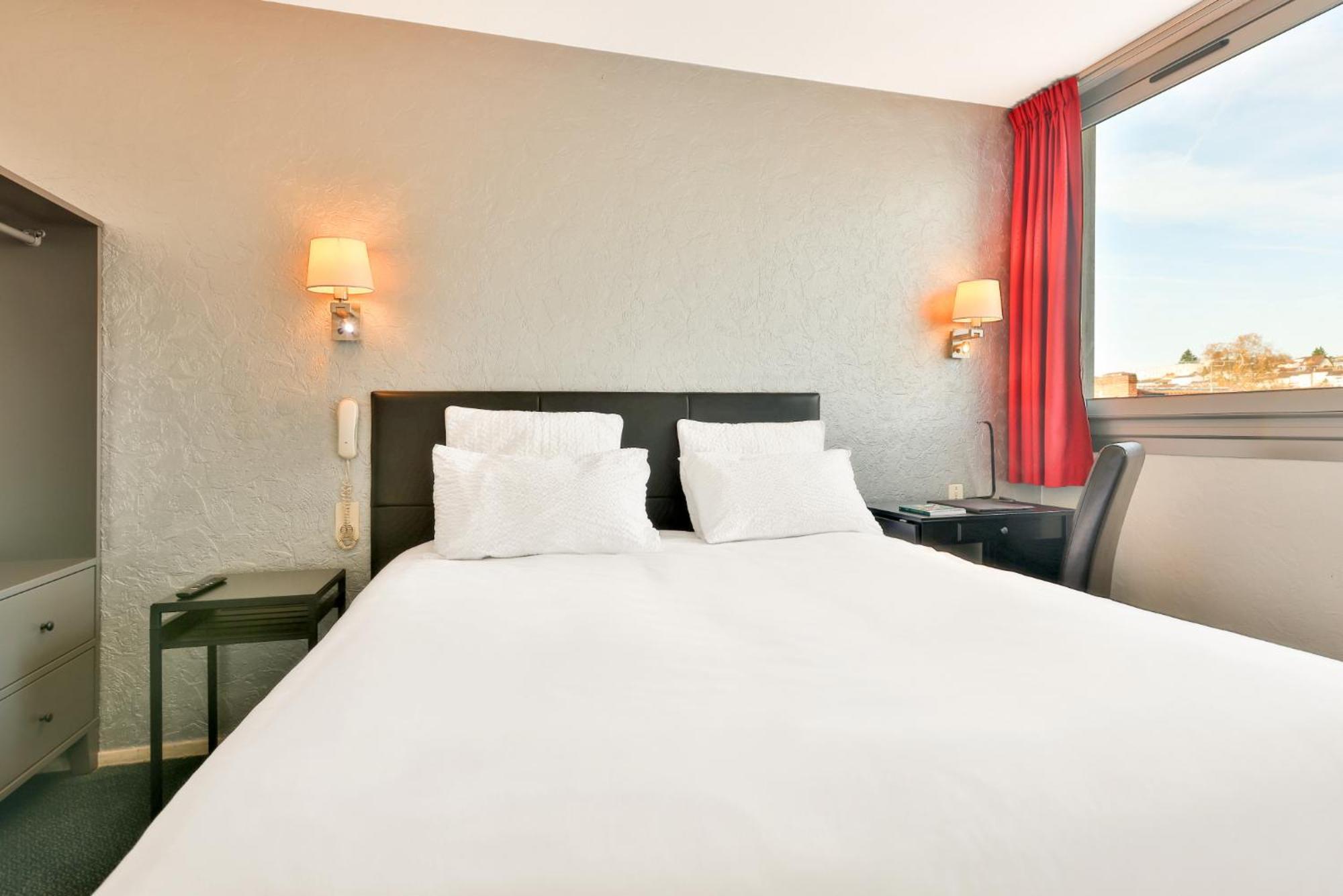 Bristol Logis Cit'Hotel Perigueux Centre Екстер'єр фото